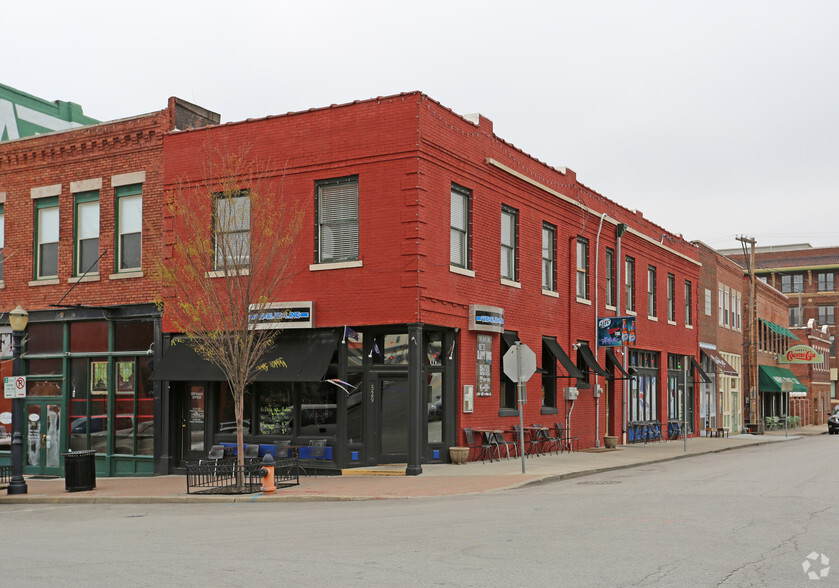 525-529 Walnut St, Kansas City, MO for lease - Primary Photo - Image 1 of 6