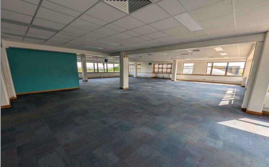 Surrey University Campus, Guildford for lease - Interior Photo - Image 3 of 3