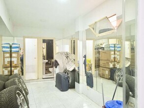 Retail in Madrid, Madrid for lease Interior Photo- Image 1 of 7