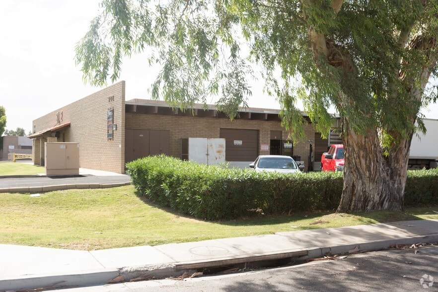 3101 W Thomas Rd, Phoenix, AZ for lease - Building Photo - Image 2 of 4