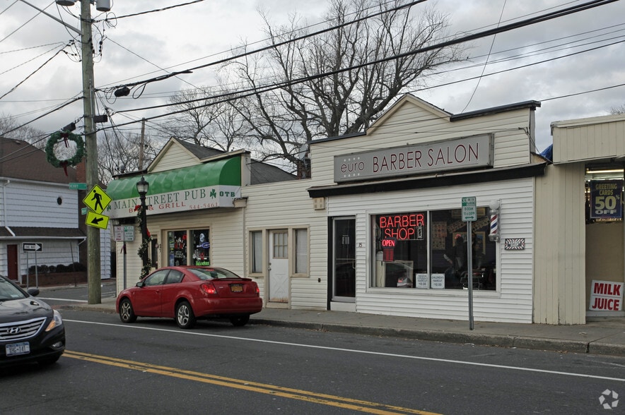 15-21 Main St, Kings Park, NY for sale - Building Photo - Image 3 of 7