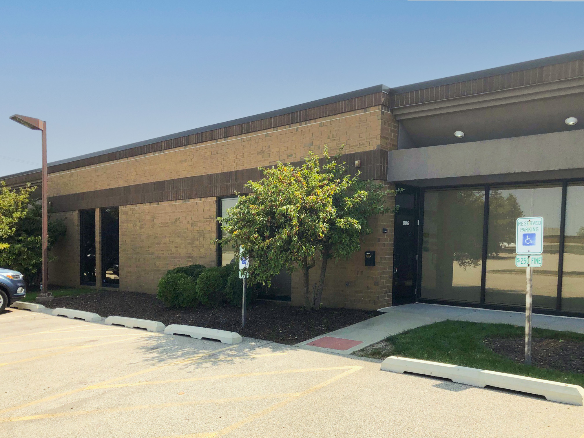 800-820 W South Thorndale Ave, Bensenville, IL for lease Building Photo- Image 1 of 1