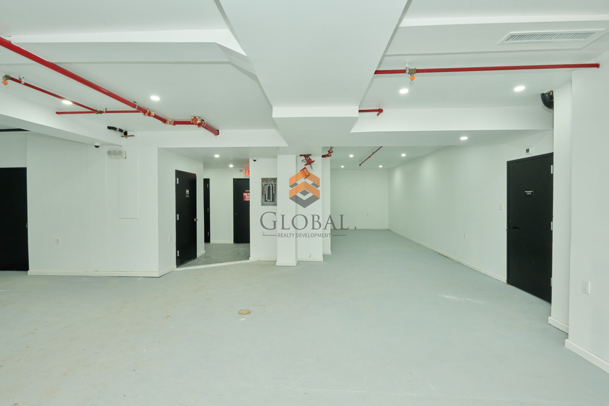 2039 Westchester Ave, Bronx, NY for lease Interior Photo- Image 1 of 13