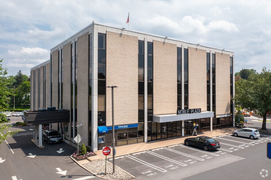 801 Old York Rd, Jenkintown, PA for lease - Building Photo - Image 1 of 6