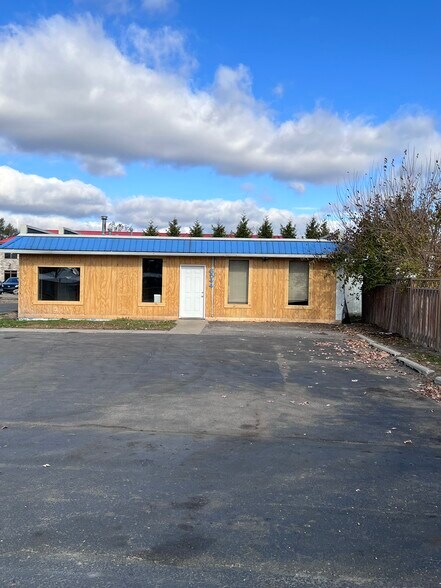 6544 Jackson Rd, Ann Arbor, MI for lease - Building Photo - Image 2 of 8
