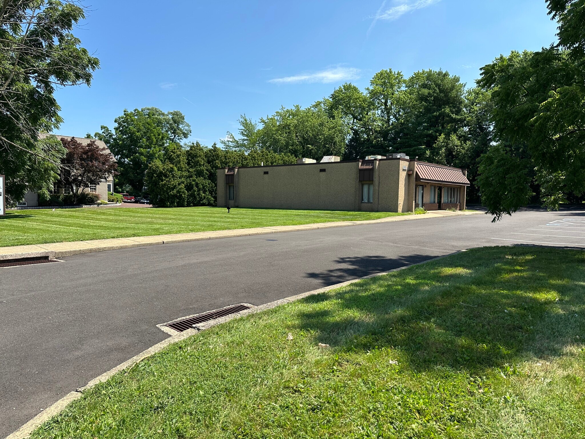 485 N Main St, Doylestown, PA for lease Interior Photo- Image 1 of 8