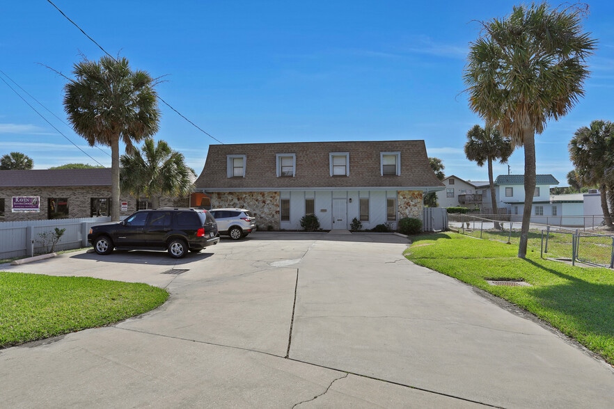162 Peninsula Dr S, Daytona Beach, FL for sale - Building Photo - Image 1 of 50