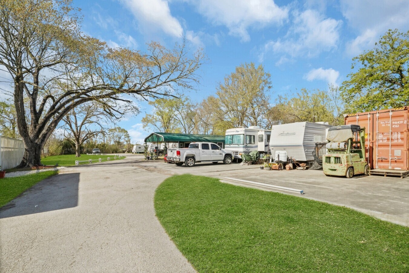 16923 Avenue B, Channelview, TX 77530