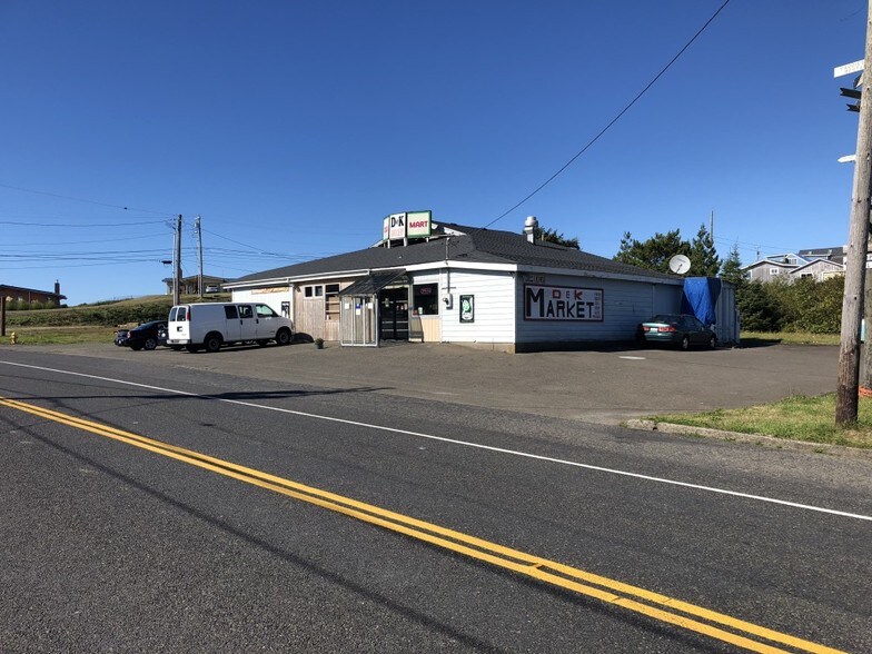 58 Main St, Pacific Beach, WA for sale - Building Photo - Image 1 of 1