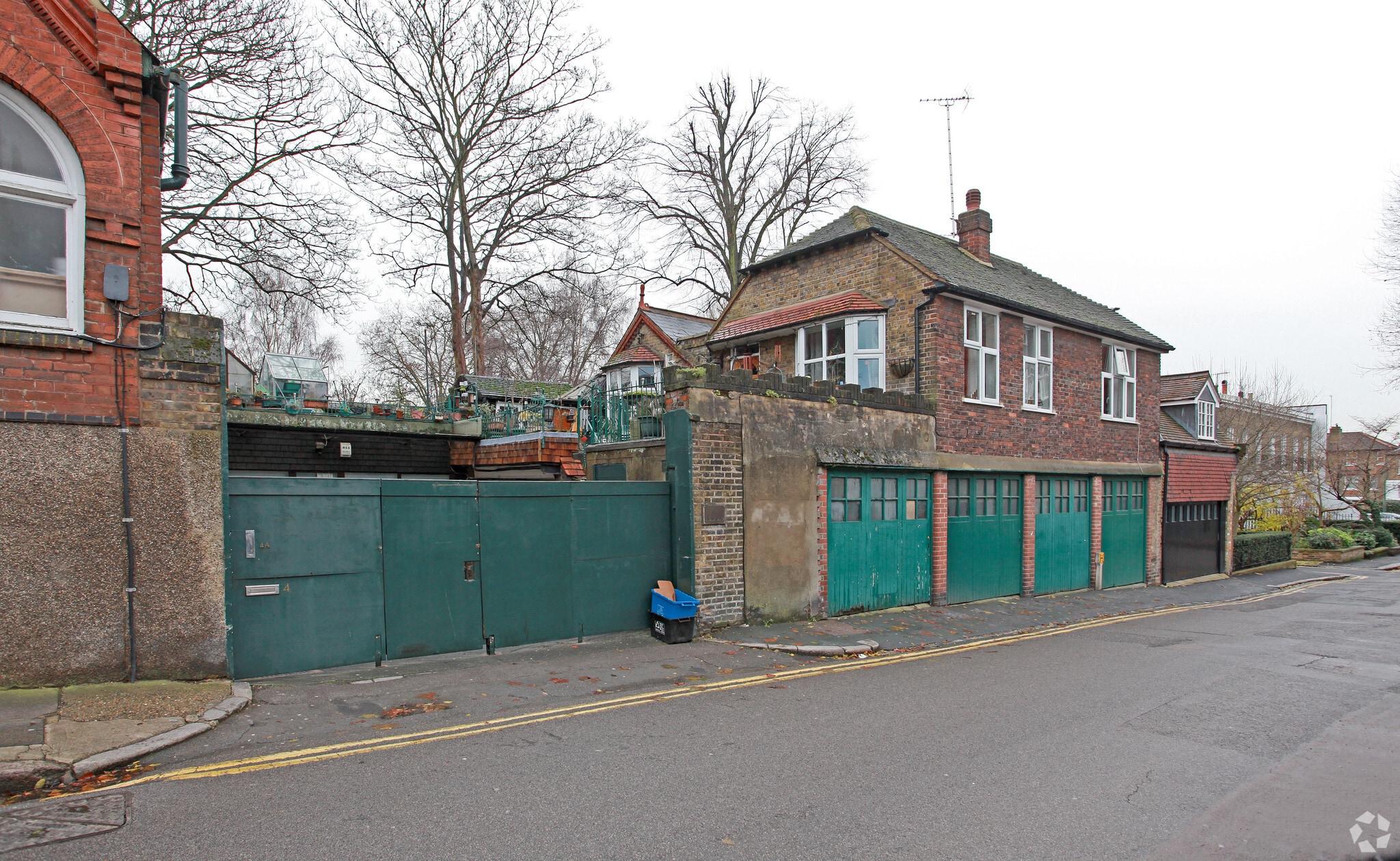 4 Friars Ln, Richmond for sale Primary Photo- Image 1 of 1