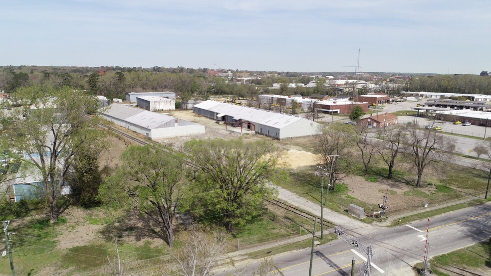 658 Southern Ave, Fayetteville, NC 28306 Industrial for Lease