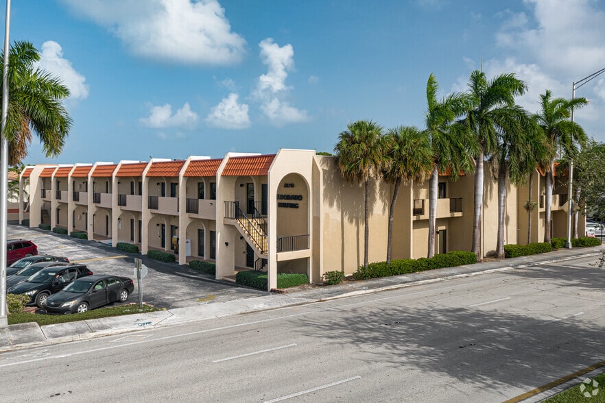 3170 N Federal Hwy, Lighthouse Point, FL for lease - Building Photo - Image 1 of 10
