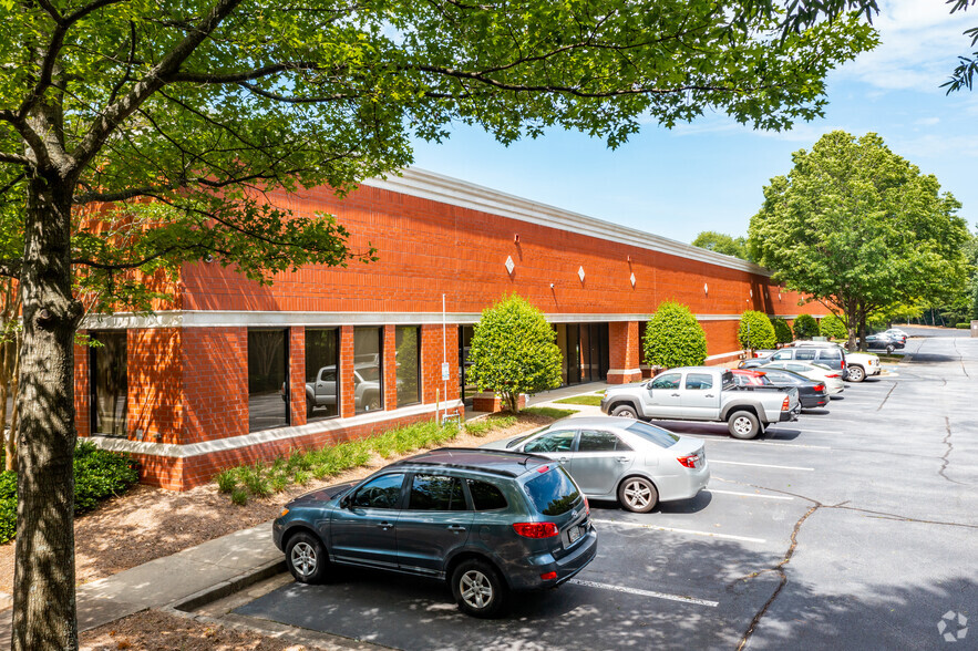 4145 Shackleford Rd, Norcross, GA for lease - Building Photo - Image 2 of 5