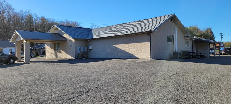 413 W Main St, Wise, VA for sale - Building Photo - Image 2 of 10