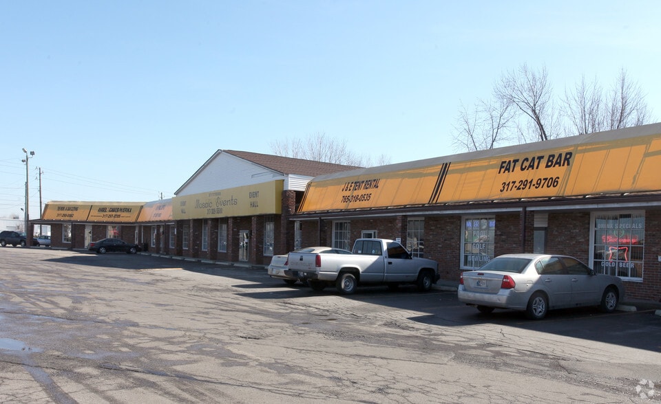 3740-3748 Lafayette Rd, Indianapolis, IN for lease - Building Photo - Image 3 of 6