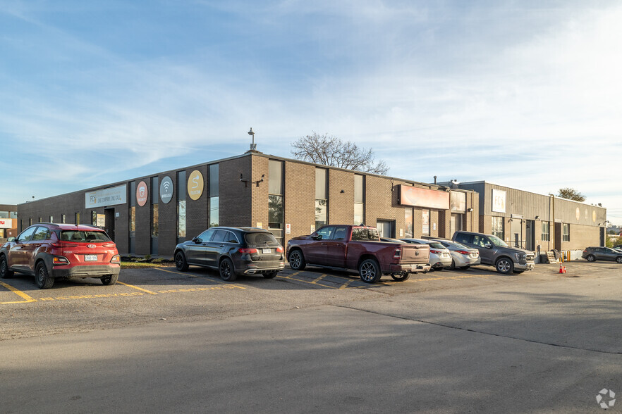 920 Belfast Rd, Ottawa, ON for lease - Building Photo - Image 2 of 5