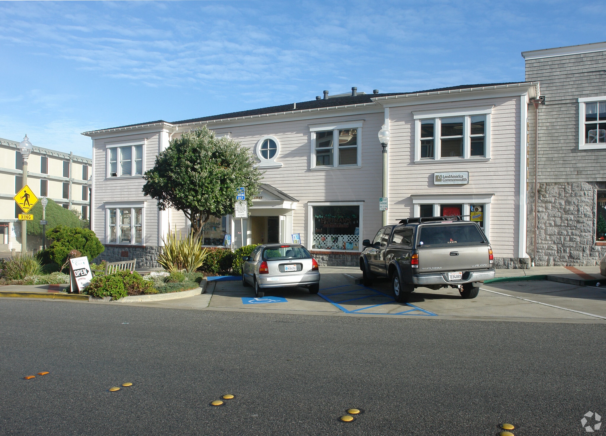 205 Rockaway Beach Ave, Pacifica, CA for lease Primary Photo- Image 1 of 9