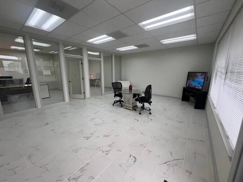 117-121 Paul Dr, San Rafael, CA for lease - Interior Photo - Image 3 of 37