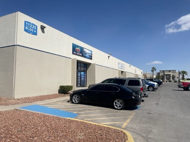 11220 Rojas Dr, El Paso, TX for lease - Building Photo - Image 1 of 5