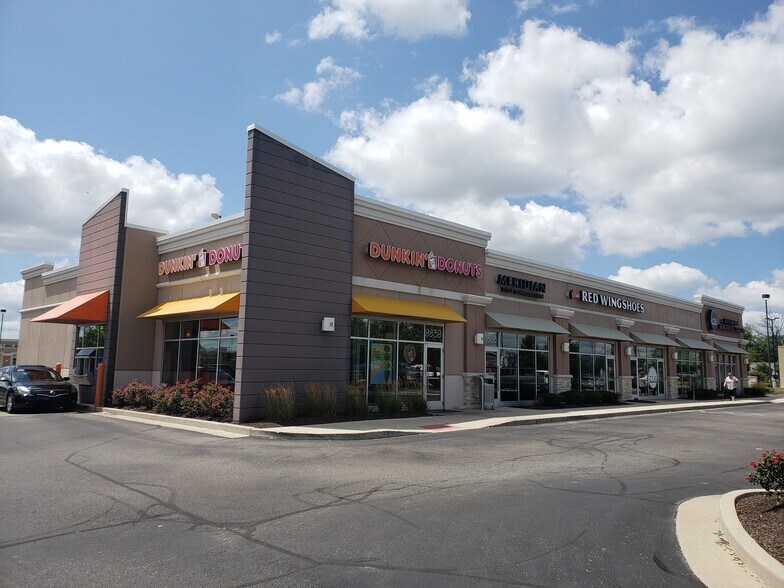 9819-9839 E Us-36, Avon, IN for sale - Building Photo - Image 1 of 1