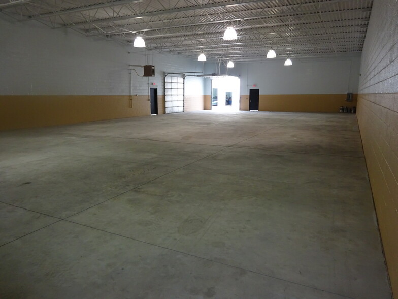 265 S Harris Rd, Ypsilanti, MI for lease - Building Photo - Image 2 of 20