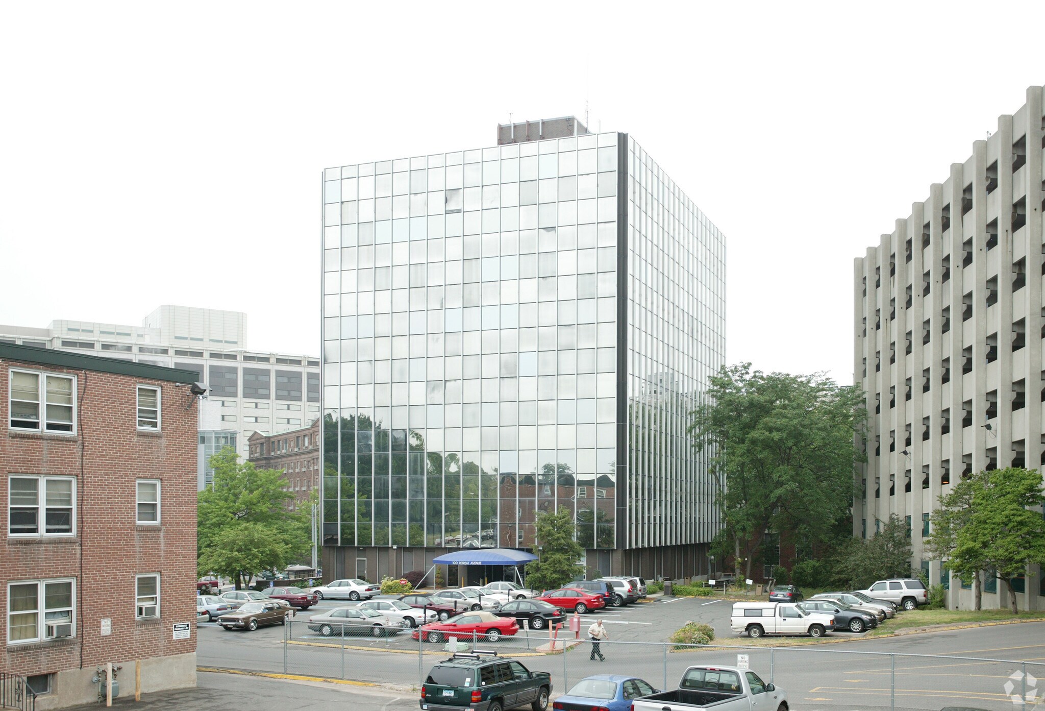 100 Retreat Ave Hartford CT 06106 100 Retreat Ave Unit 300
