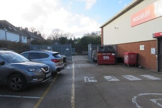 Portsmouth Rd, Send for lease Building Photo- Image 2 of 3