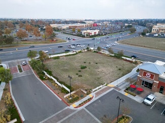 More details for 11301 Stockdale Hwy, Bakersfield, CA - Land for Lease