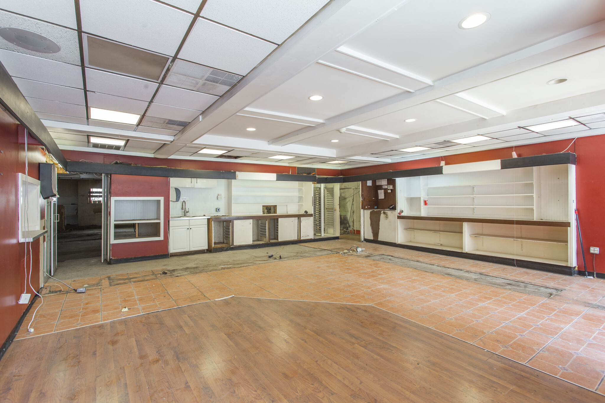 33-35 S 19th St, Philadelphia, PA for lease Interior Photo- Image 1 of 8