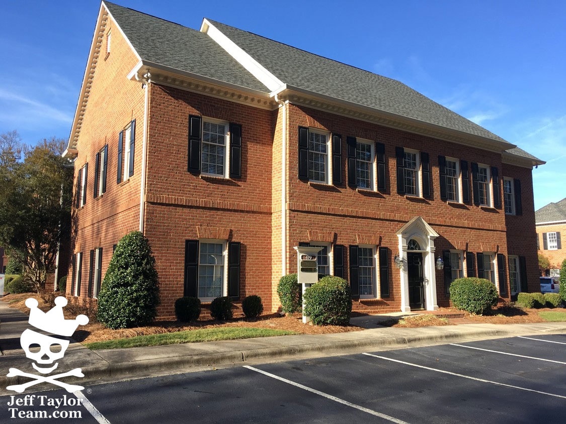 419 S Sharon Amity Rd, Charlotte, NC 28211