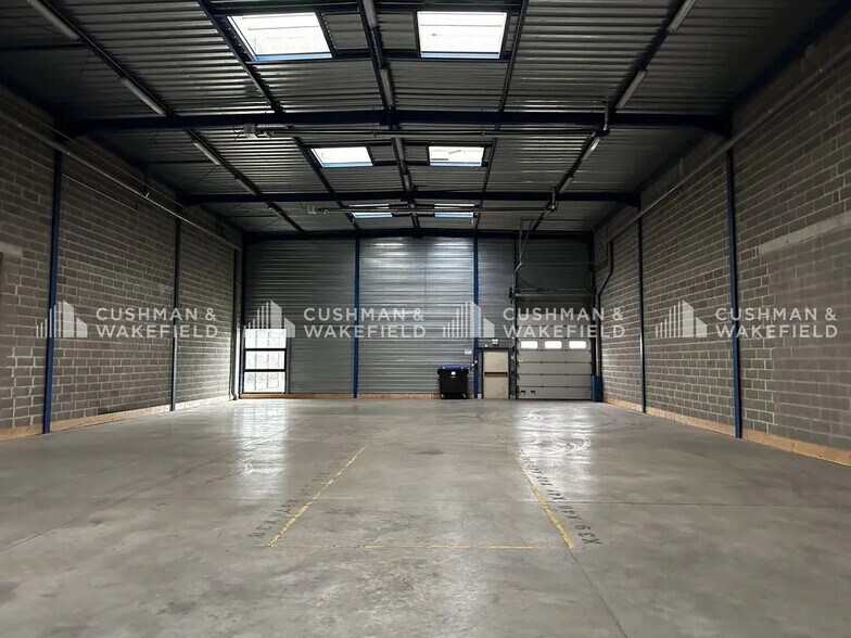 Flex in Niederhausbergen for lease - Interior Photo - Image 2 of 10