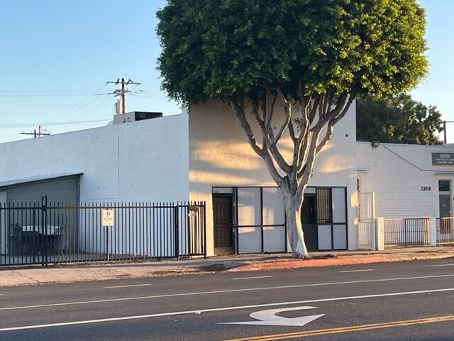 1228 E Compton Blvd, Compton, CA for sale Building Photo- Image 1 of 26
