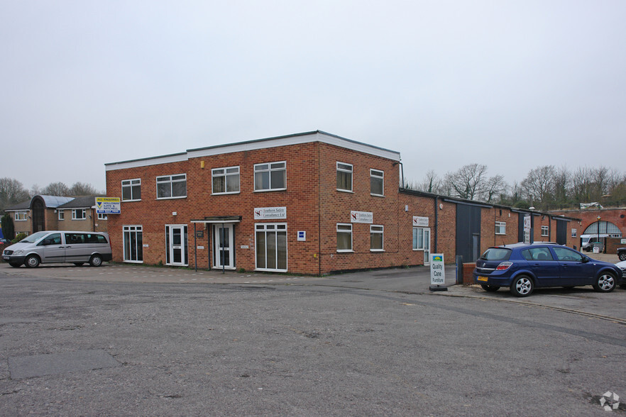 Newgate Ln, Fareham for lease - Building Photo - Image 1 of 3