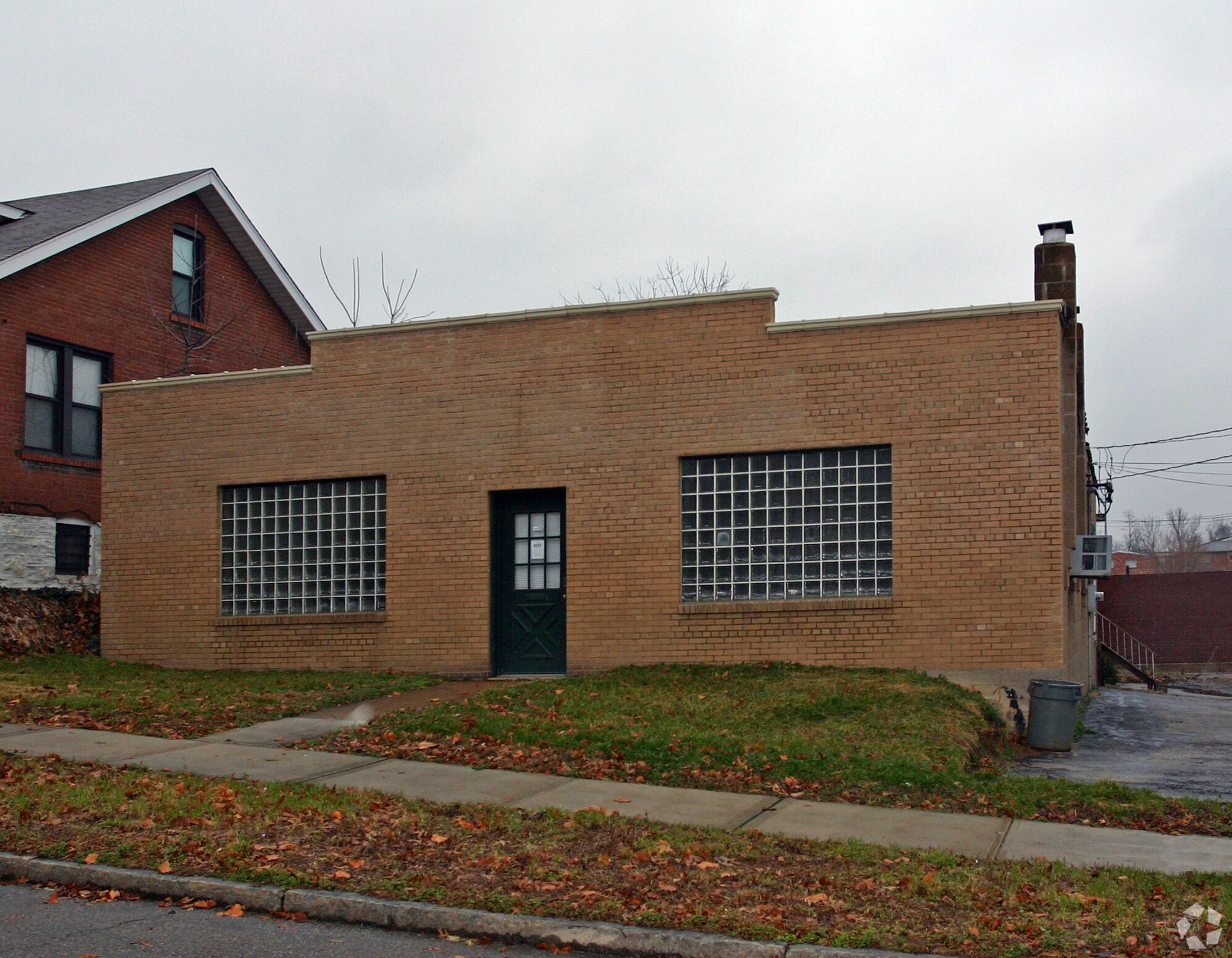 4233 Beck Ave, Saint Louis, MO for lease Primary Photo- Image 1 of 5