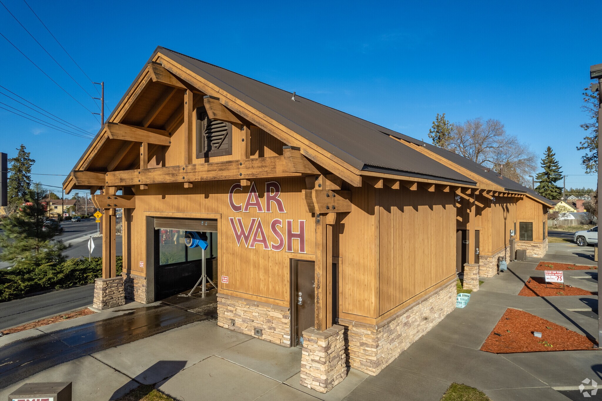 61516 S Highway 97, Bend, OR for sale Primary Photo- Image 1 of 1