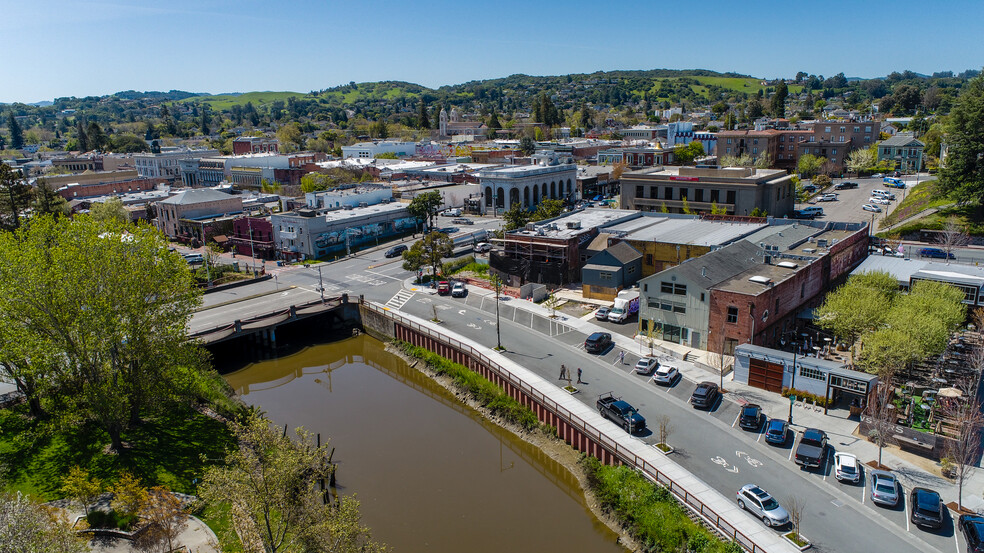 226-228 Petaluma Blvd N, Petaluma, CA for sale - Building Photo - Image 1 of 8