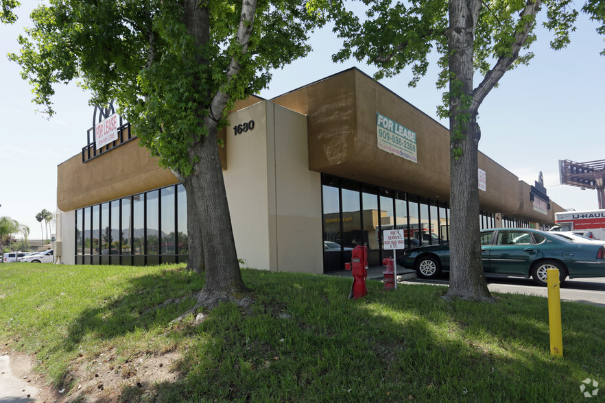 1680 S E St, San Bernardino, CA for sale - Primary Photo - Image 1 of 1