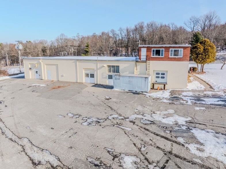 240 Shrewsbury St, Boylston, MA for lease - Building Photo - Image 1 of 12