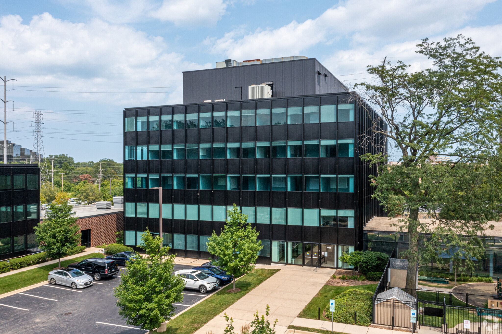 9933 Woods Dr, Skokie, IL for lease Building Photo- Image 1 of 12