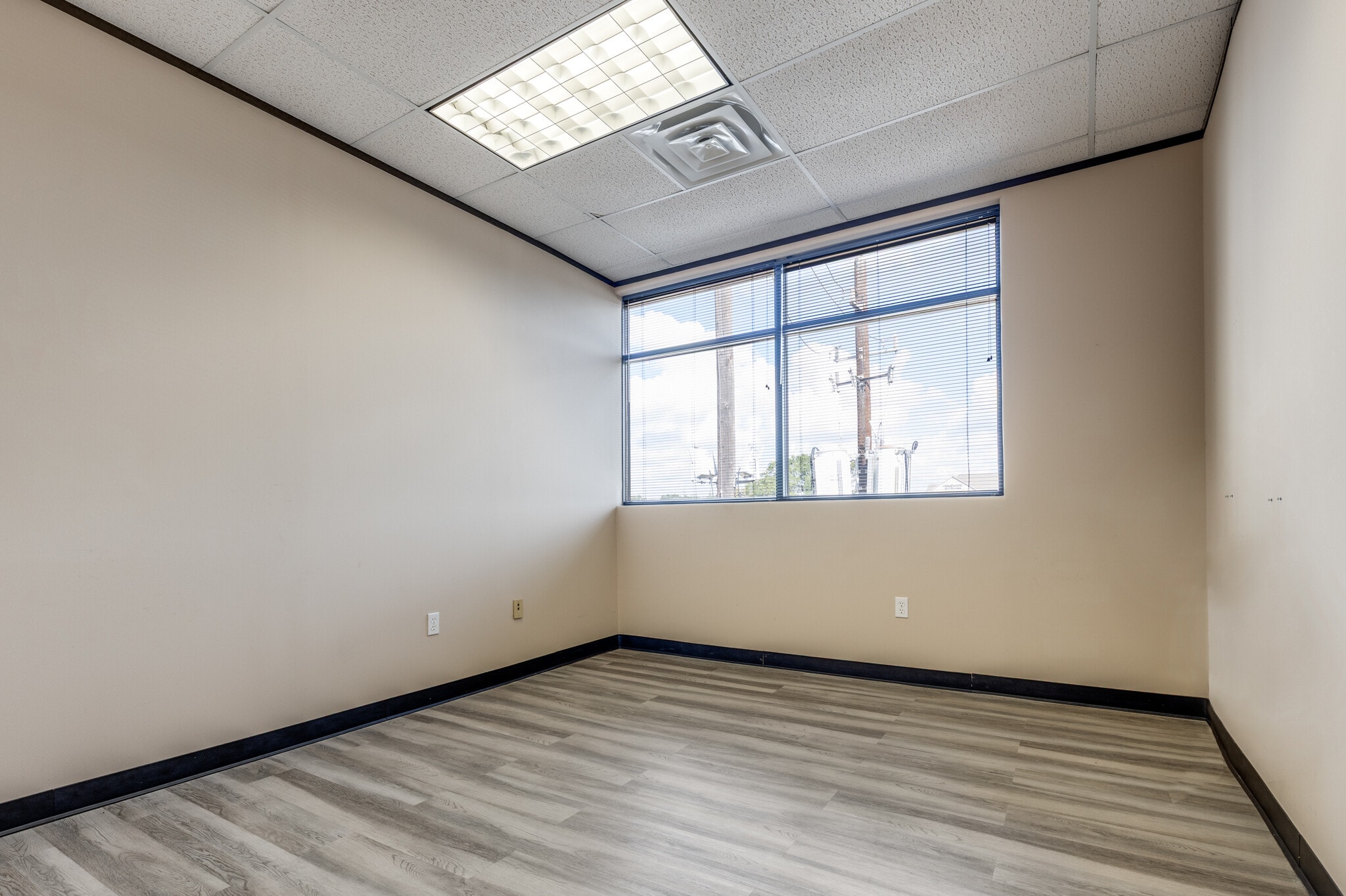 14521 Old Katy Rd, Houston, TX for lease Interior Photo- Image 1 of 4