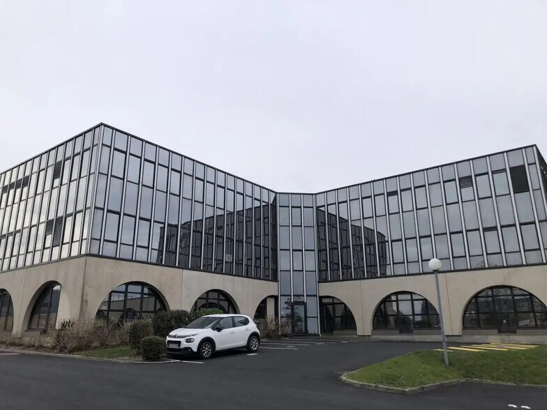 Office in Cesson-Sévigné for lease - Building Photo - Image 1 of 9