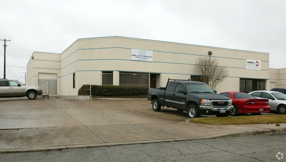 12903-12907 Agency Dr, San Antonio, TX for lease - Building Photo - Image 3 of 15