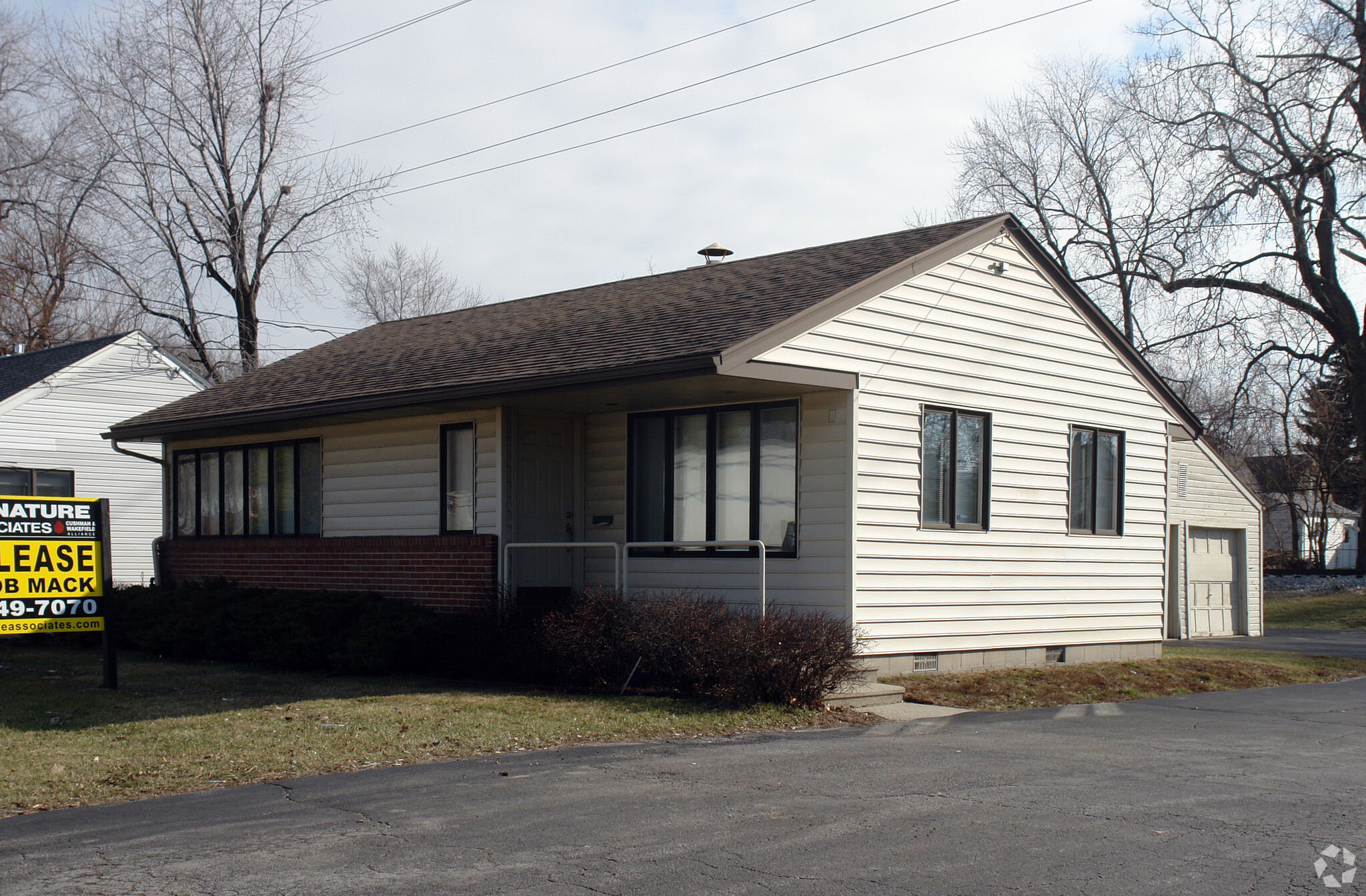 3000 Douglas Rd, Toledo, OH for sale Primary Photo- Image 1 of 6