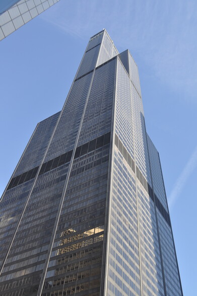 233 S Wacker Dr, Chicago, IL for lease - Building Photo - Image 1 of 26