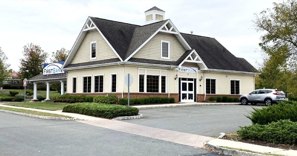 3 Tree Farm Rd, Pennington, NJ for sale - Building Photo - Image 1 of 1