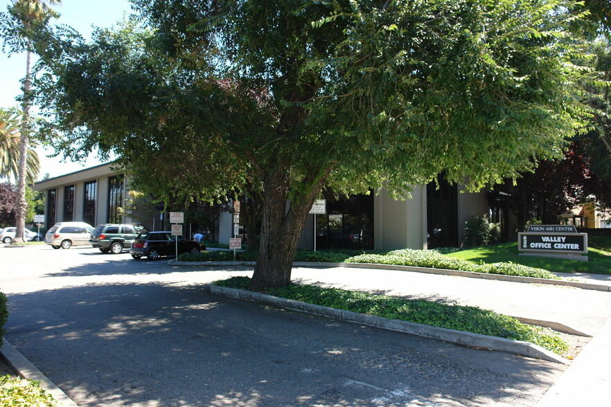 828 S Bascom Ave, San Jose, CA for lease - Building Photo - Image 2 of 11