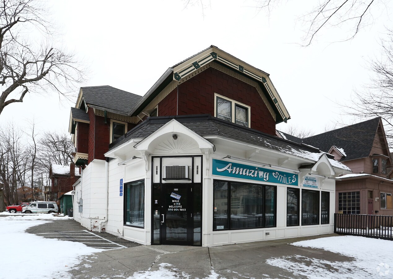 231233 Sisson Ave, Hartford, CT 06105