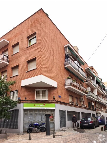 Multifamily in Madrid, Madrid for sale - Primary Photo - Image 2 of 3