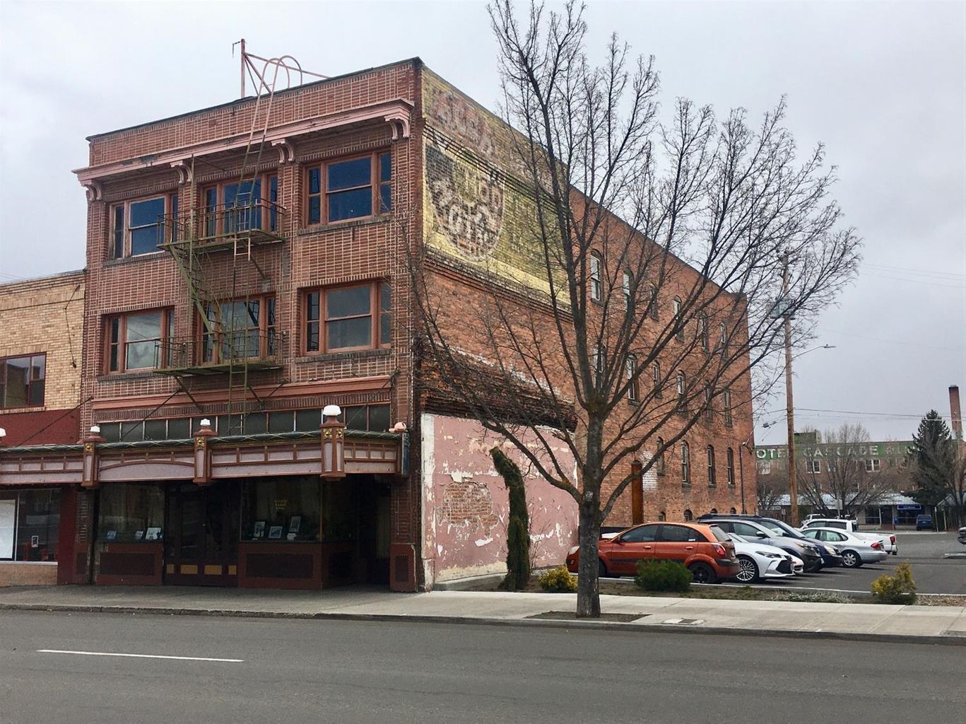 Main St, Klamath Falls, OR for sale Primary Photo- Image 1 of 1