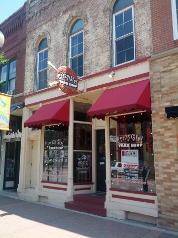 110 Main St, Cedar Falls, IA for sale Primary Photo- Image 1 of 1